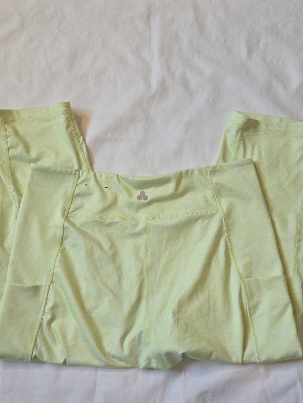 tek gear Light Lime Active Leggings with Side Pockets- NWOT